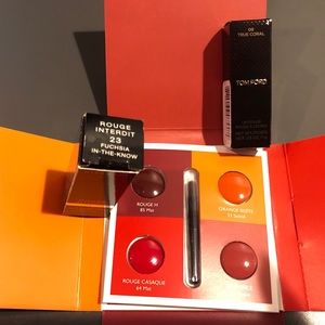 A bundle of 2 mini Lipstick + Hermes 4 trial lip